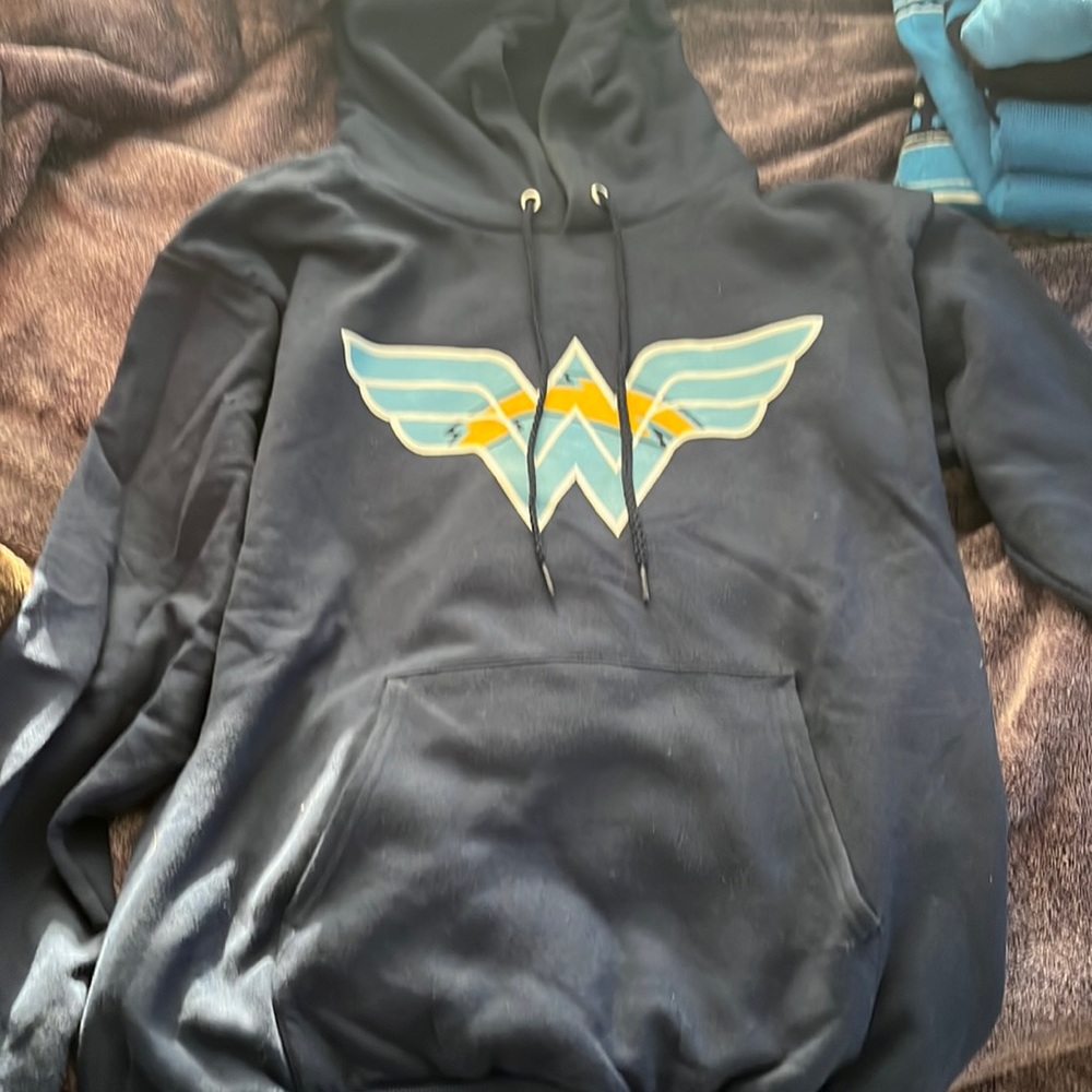 Los Angeles San Diego Chargers Wonder Woman hoodie sweatshirt size small